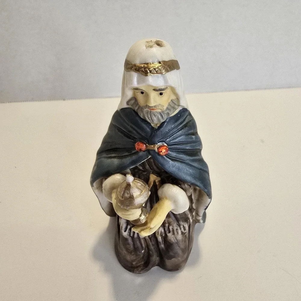Nativity Set Porcelain Wiseman Figure Replacement Part Vintage